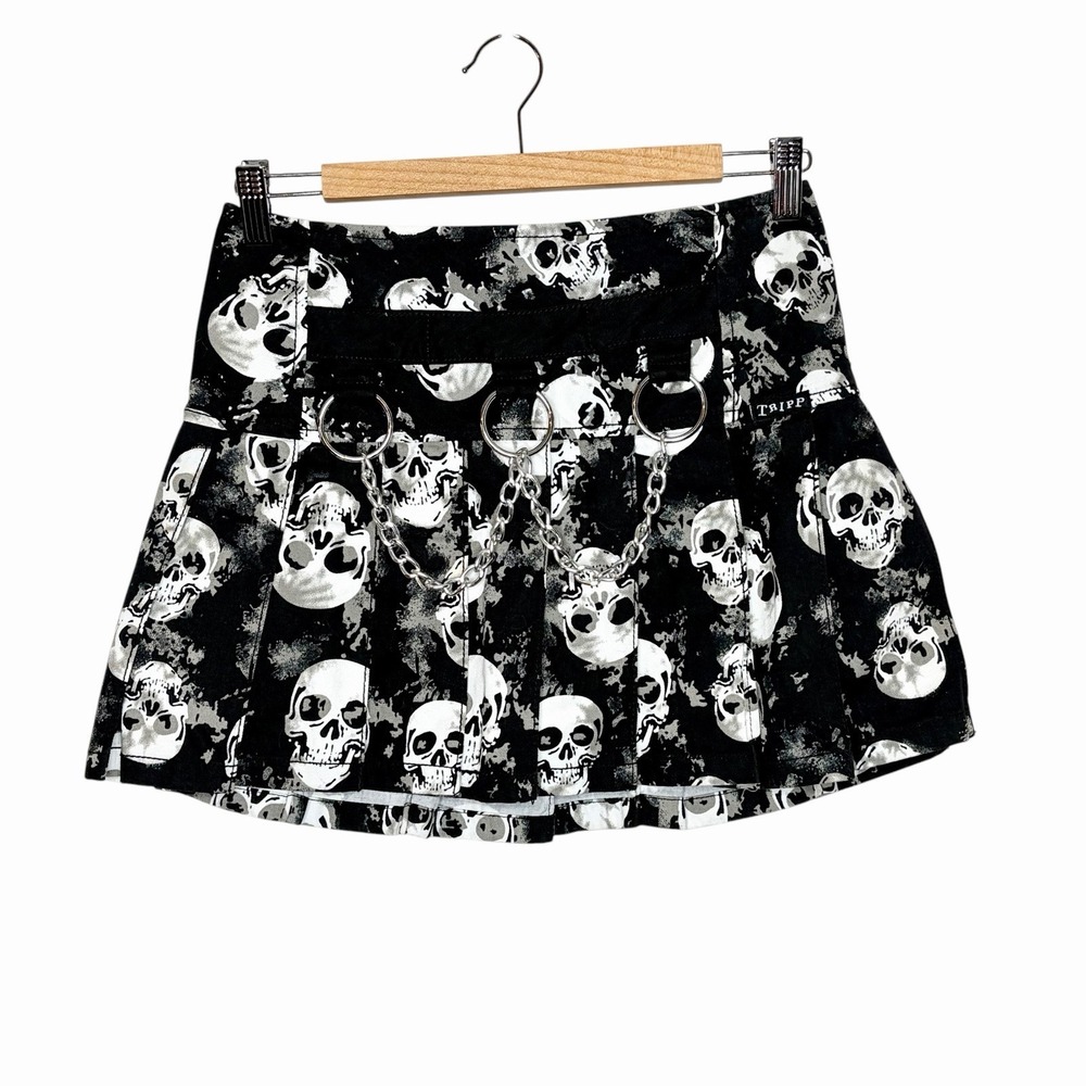Tripp NYC Vintage Skull Pleated Mini Skirt Womens Small Goth Punk Chain Y2K Emo